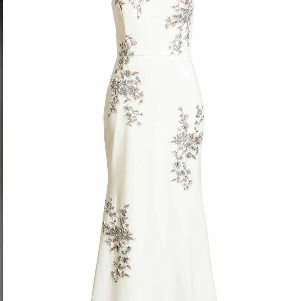 NWT XSCAPE Dress HOST PICK πππ kind of cream white White Embroidered Gown - Picture 8 of 8